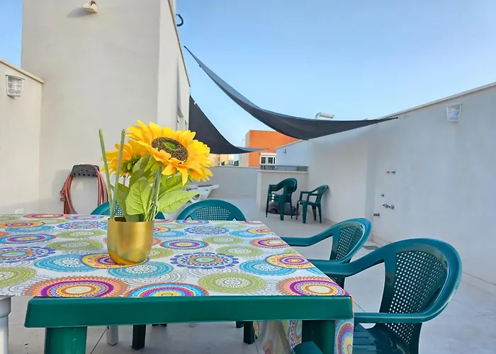 Arthouse Sky Terrace 120 M From